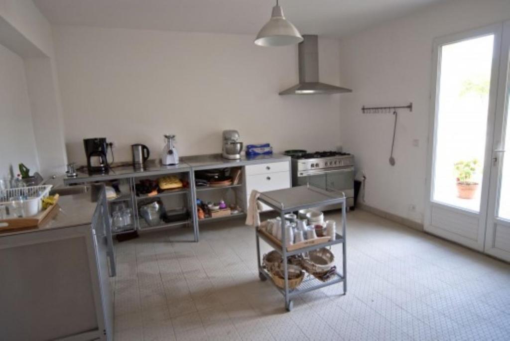 Maison D'Hotes Bastide St Victor A 2,5 Kilometres De Lourmarin Puyvert Rum bild