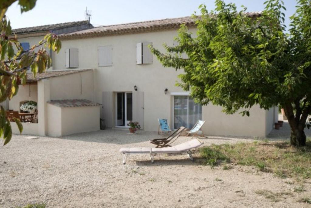 Maison D'Hotes Bastide St Victor A 2,5 Kilometres De Lourmarin Puyvert Rum bild